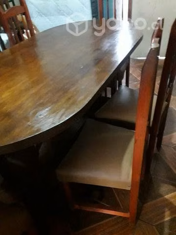 Comedor de madera con seis sillas impecables retir