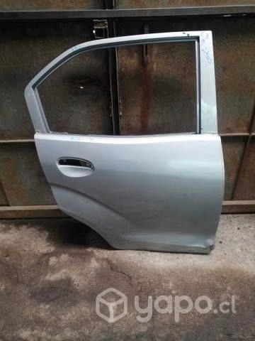 Puerta trasera derecha hyundai atos original