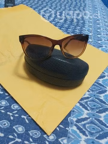 Lentes de sol Guess - Imagen 3