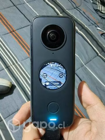 Cámara 360 insta360 one X2 más bastón