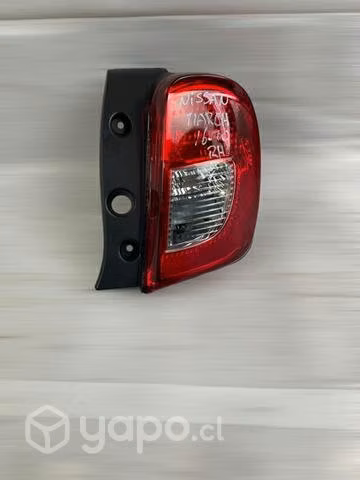 Foco trasero RH Nissan March 2016 2020