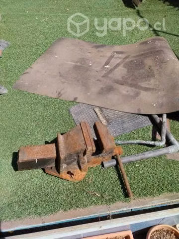 Tornillo de mesa n5 + combo