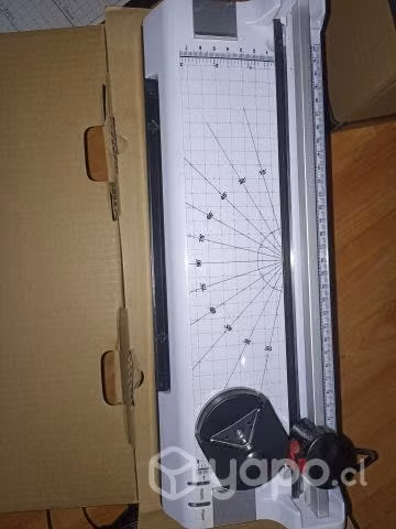 Termo laminadora + guillotina - Imagen 2