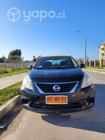 Taxi Básico Nissan Versa año 2012 - Imagen 14