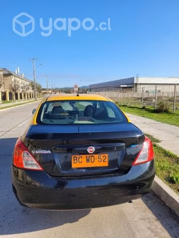 Taxi Básico Nissan Versa año 2012 - Imagen 12