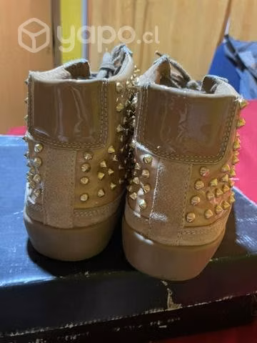 Zapatillas tachas café claro - Imagen 3