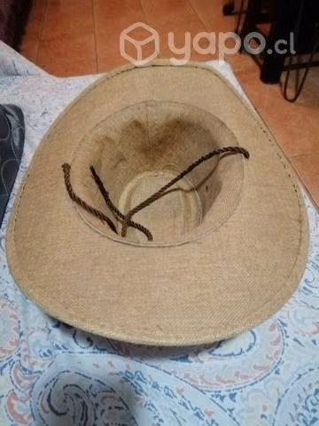 Sombrero de hombre nuevo. - Imagen 3