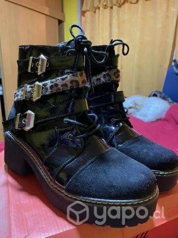 Botines negro animal print - Imagen 2