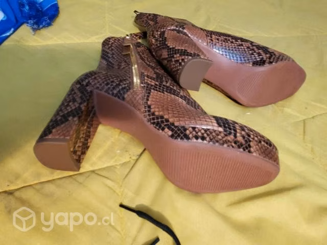 Botines animal print H&M