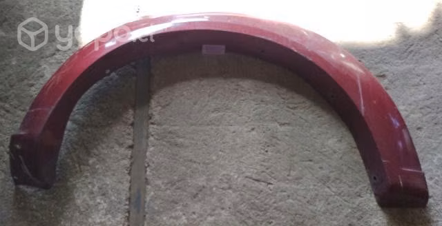 Moldura Pasa Rueda Trasera Izquierda (FRC154) Ford