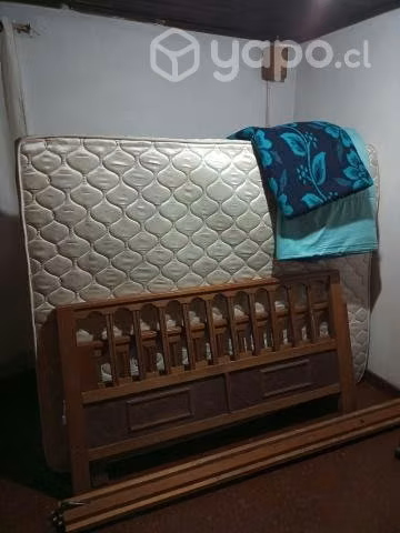 Una cama de 2plaza