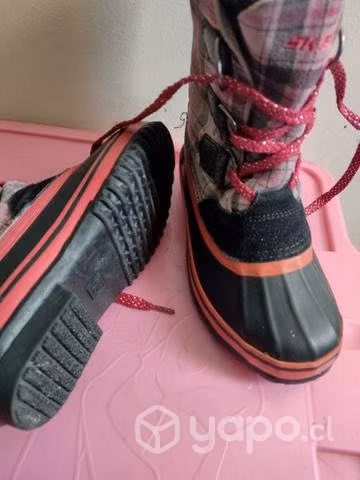Botas térmicas niña 31 excelente estado