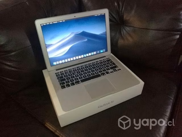 Macbook Air A1466. 2017, En Caja. PRENDE