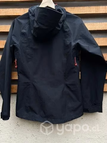 Chaqueta impermeable goretex