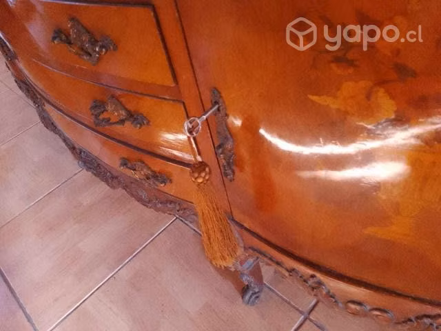 Bife antiguo con llave riginal - Imagen 2