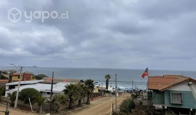 Casa Con Espectacular Vista En El Quisco