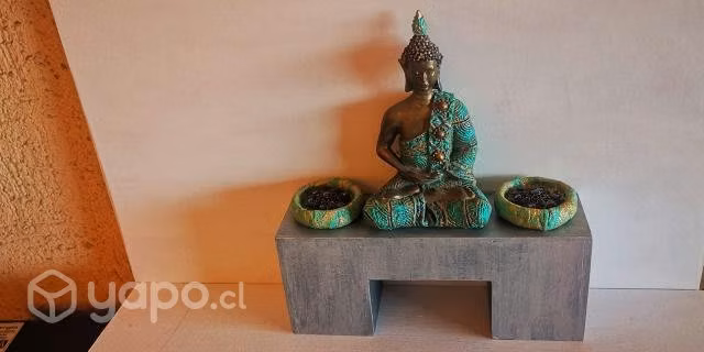 Buda en Templo Meditación - Decoración Conexión Es