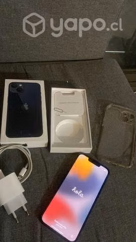 IPhone 13 negro sin detalles