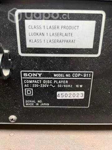 Sony compact Disk Player Vintage CDP-911