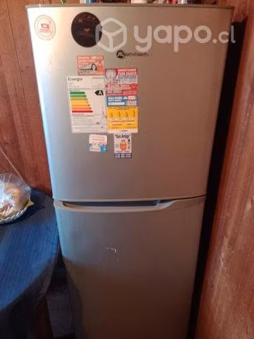 Refrigerador Mademsa Nordik 690