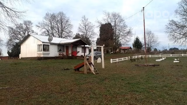 parcela, media hectaria con casa - Imagen 2