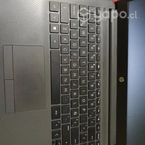Computador HP+su cargador - Imagen 3