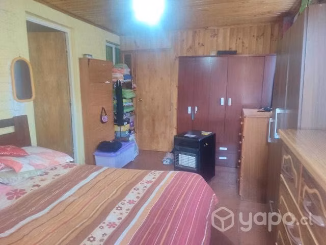 ¡Encantadora casa en Curicó con patio en L y más