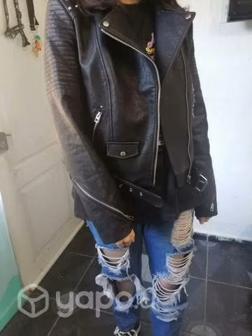 Chaqueta estilo roquera