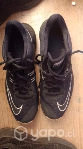 Zapatillas Nike air versitile ll