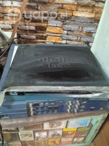 Router Cisco serie 1900 - Imagen 2