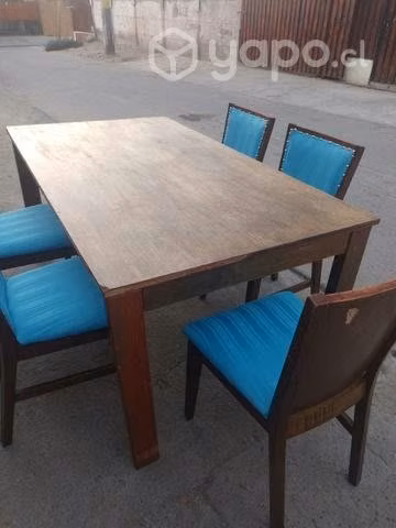 Juego de comedor de seis sillas de madera en perfe