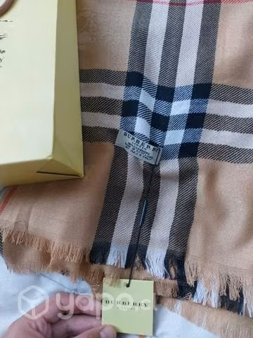 Bufanda Burberry - Imagen 2