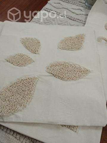 Fundas bordadas a mano - Imagen 2