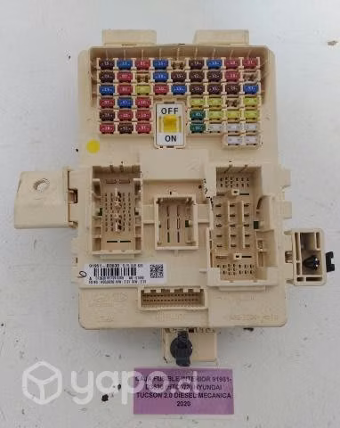 Caja Fusible Interior (HTC073) Hyundai Tucson