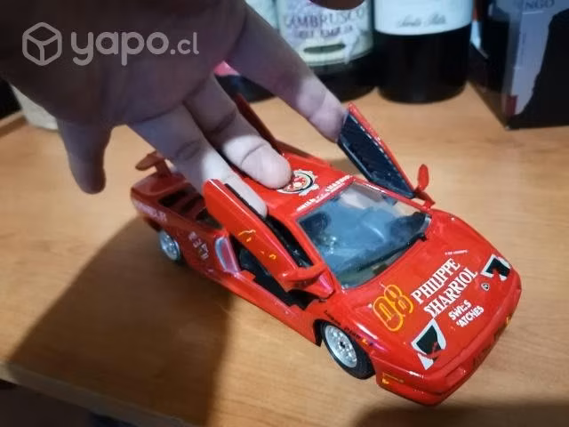 Colección deportivo rojo 1990 1/24