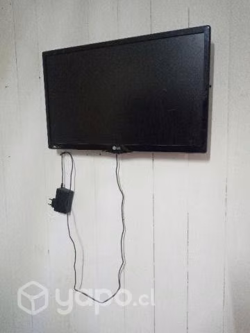 TV + soporte de pared