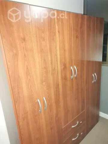 Closet amplio