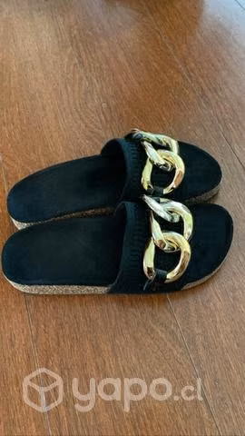 Sandalias