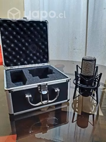 Micrófono condensador AKG P420
