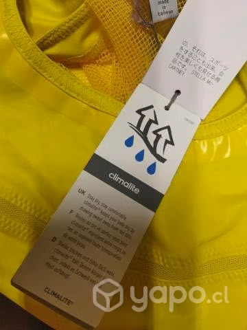 Polera deportiva