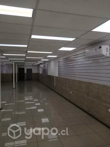 Se arrienda local comercial