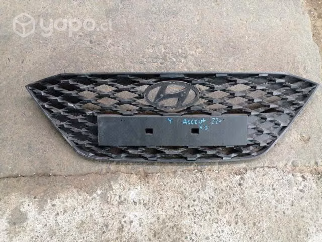 Rejilla hyundai accent 2022-2023 original
