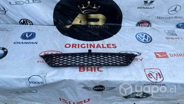 Rejilla parachoque Mercedez Benz W245,b180 05-11