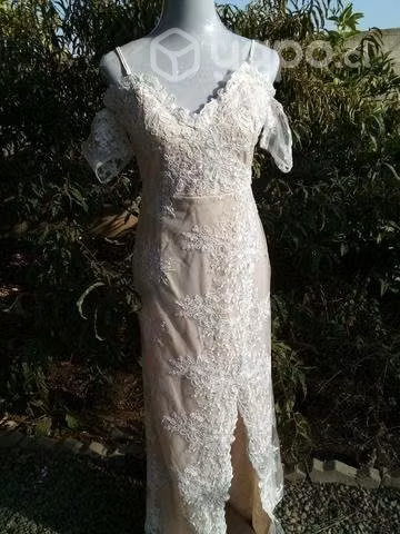 Vestido de novia color champagne