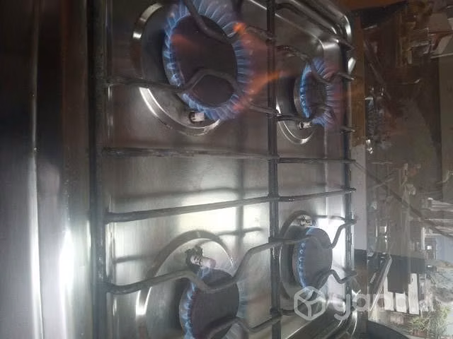 Cocina funcionando limpia buena