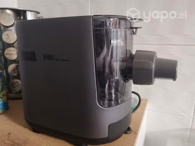 Pasta maker Davoli