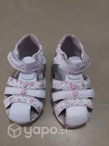 Sandalias para niña ú