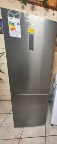 Refrigerador y cocina 6 platos