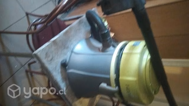 Aspiradora polvo y agua.