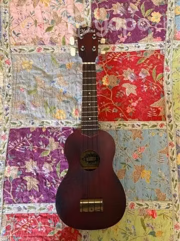 Ukelele Marca Medina